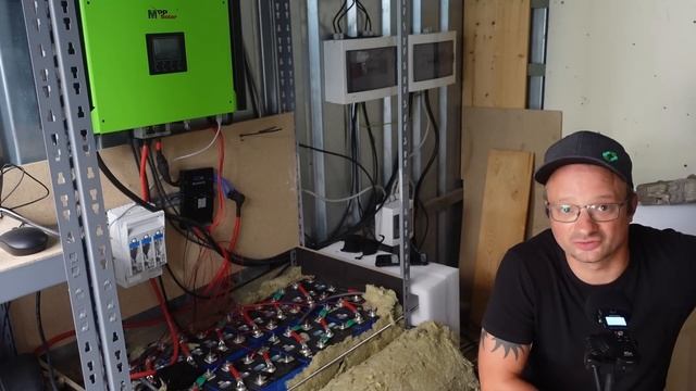 DIY: 12kW Solaranlage + 22kWh Batterie & das richtig günstig смотреть онлайн