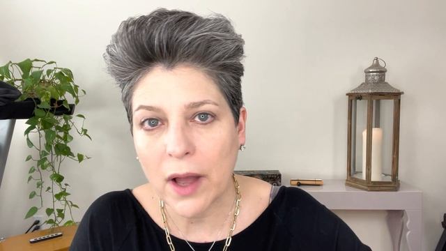 FOUNDATION COMPARISON: No 1 De Chanel & Westman Atelier Foundation Stick NEW KOSAS CONCEALER, GXVE смотреть онлайн