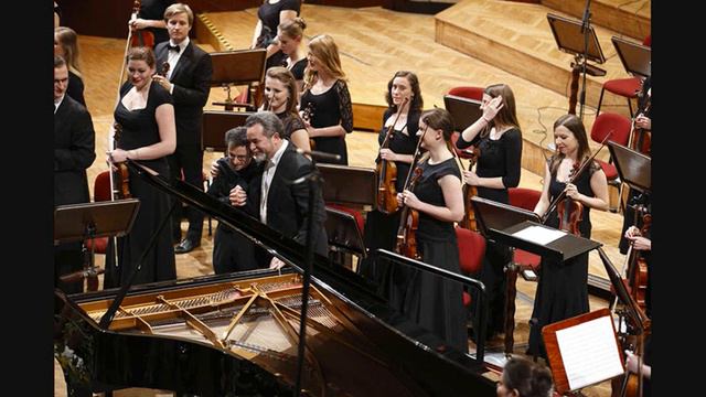 ANDREA BACCHETTI PLAYS BACH AT WARSAW PHILARMONIC CONCERT HALL AT ICMA GALA 2014 смотреть онлайн