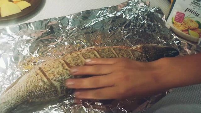 Щука в духовке с овощами смотреть онлайн