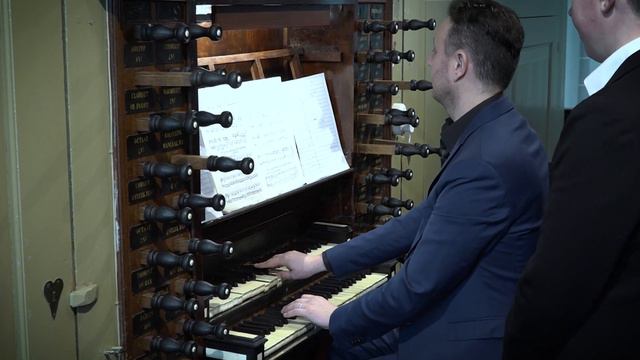 Zwart I Suite "Kerstfeest" nr. 1 I GERWIN VAN DER PLAATS смотреть онлайн