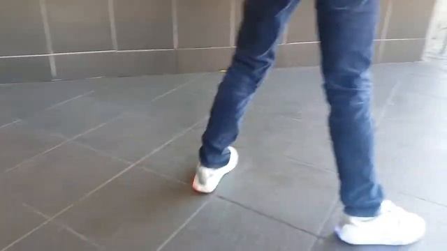 Шаффл и LED-кроссовки смотреть онлайн