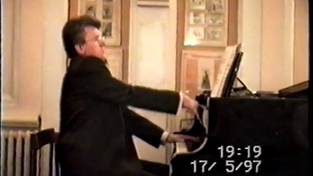 P.I.Chaikovsky-Duet from "Iolanta".1997.Piano(accompanist)-Dr Oleg Belotserkovsky смотреть онлайн