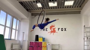 Воздушная гимнастика на кольце в DANCE THE FOX