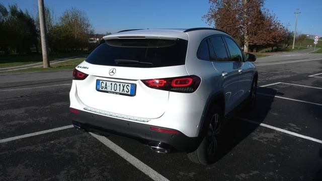 Nuova MERCEDES GLA (2020): più SUV, più CURVY смотреть онлайн