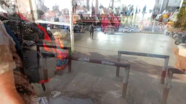 INDIA Вокзальная экзотика. Едем во Вриндаван. Пицца и ГОРА РИСА