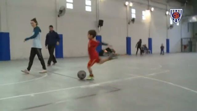 Escuela de Fútbol Infantil de Sportivo Barracas смотреть онлайн