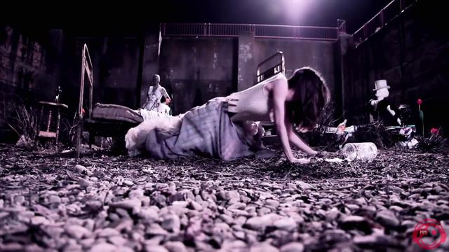 Omar Sherif & Adam Deane - Stay In Wonderland (Music Video))) смотреть онлайн