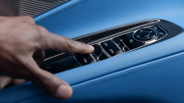 2020 Chevrolet Corvette C8 смотреть онлайн