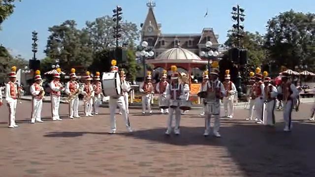 HK Disneyland Band - Trumpet Samba - Jan 20, 08 11:45am show смотреть онлайн