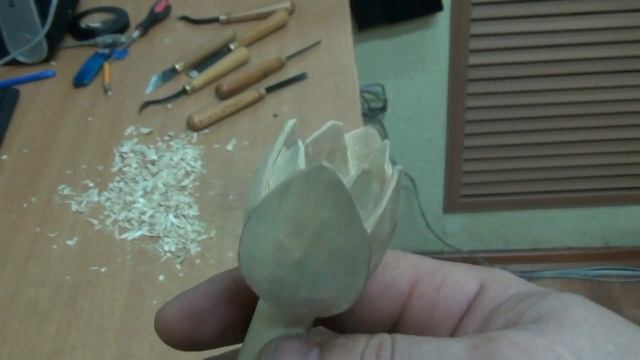 тюльпан из дерева. резьба смотреть онлайн