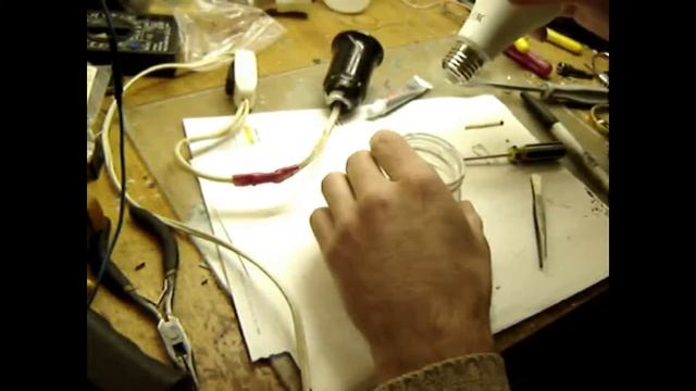 Ремонт светодиодной лампы E27 Leek Le A65 18w