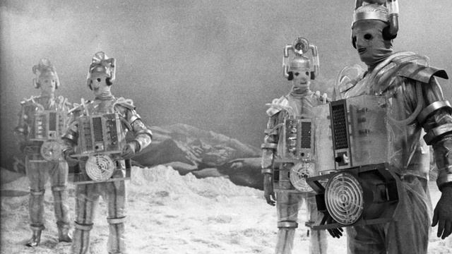 Classic Doctor Who Music: The Tenth Planet Cybermen Music смотреть онлайн
