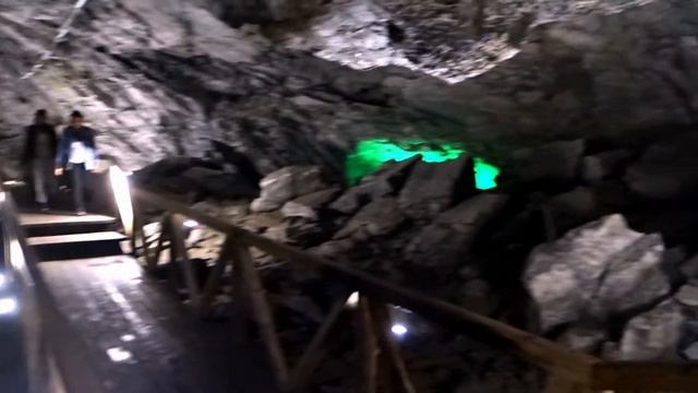 Тайная пещера в Восточном Казахстане - "Коныр Аулие" смотреть онлайн