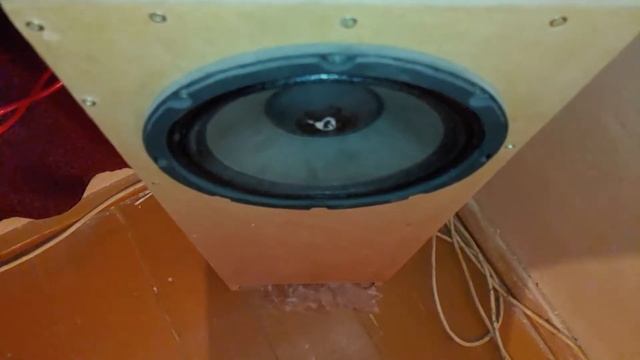 Monacor SP-8/150PRO in labyrinth ported box смотреть онлайн