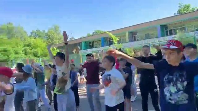 Видео от Карины Кузнецовой (480p)(0).mp4 смотреть онлайн