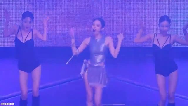 (MIRROR VER.) BLACKPINK JENNIE - You and Me ( Moonlight ) смотреть онлайн