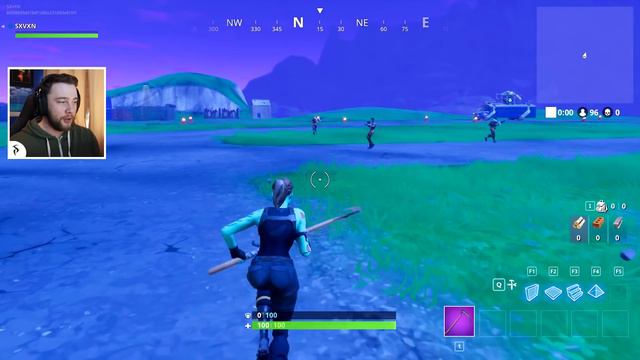 BUYING THE RENEGADE RAIDER & SKULL TROOPER | Fortnite Battle Royale смотреть онлайн