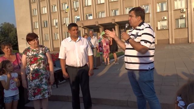 Маленьким измаильчанам велосипеды - в подарок от губернатора Одесской области Михаила Саакашвили смотреть онлайн