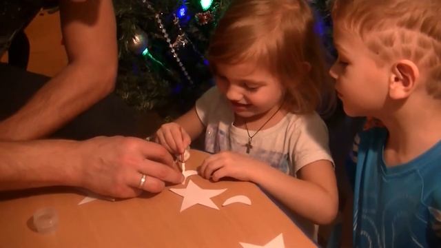 Арсений и Стефания продолжают делать чудеса, эксперимент - светящиеся звезды смотреть онлайн