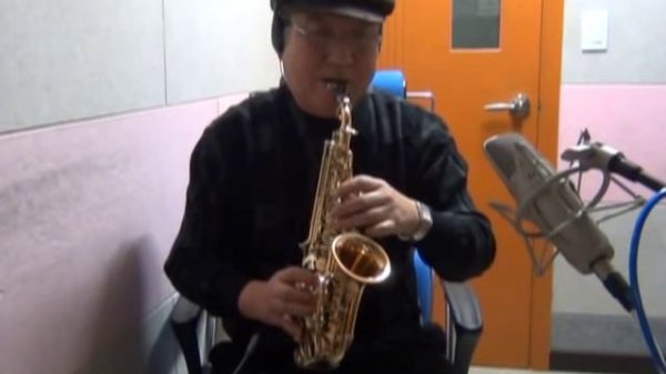 Going Home   Um Kilsub 엄길섭 Kenny G style Saxophone