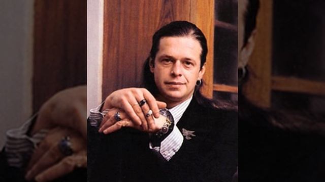 Квартет Анны Карениной - Белая береза снова на коне смотреть онлайн