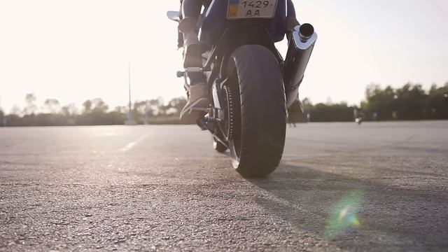 So You Want a Kawasaki ZX-6R... смотреть онлайн