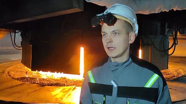 На Братском заводе ферросплавов отлили двухмиллионную тонну ферросилиция смотреть онлайн