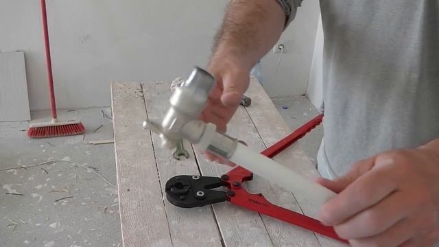 Опрессовка металлопластиковой трубы пресс клещами смотреть онлайн