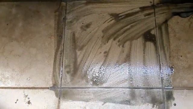 How to Clean Bathroom Tiles Easily | Bathroom Tiles cleaning tips | Cleaning tips for bathroom смотреть онлайн