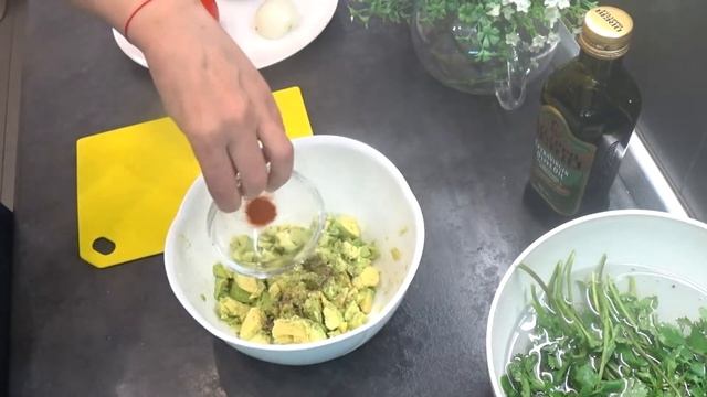 Вкуснейший Гуакамоле из Авокадо / Как Приготовить Соус  Гуакамоле / Мексиканская Кухня.