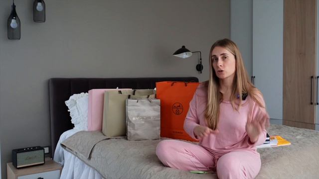 Фавориты октября 2023 что я носила и использовалаinsta 360, BULGARI, Hermes, 12Storeez, книги и тд смотреть онлайн