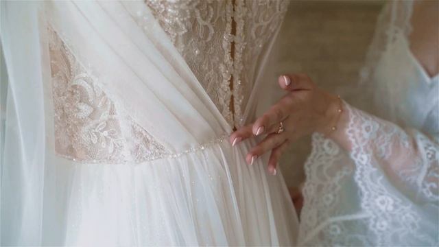 Нежное свадебное видео с красивой свадьбы в Москве, в усадьбе "Лесной Берег" смотреть онлайн