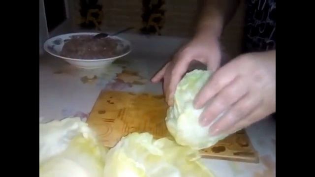 ОЧЕНЬ ВКУСНЫЙ РЕЦЕПТ! ДОМАШНИЕ ГОЛУБЦЫ из СВЕЖЕЙ КАПУСТЫ смотреть онлайн