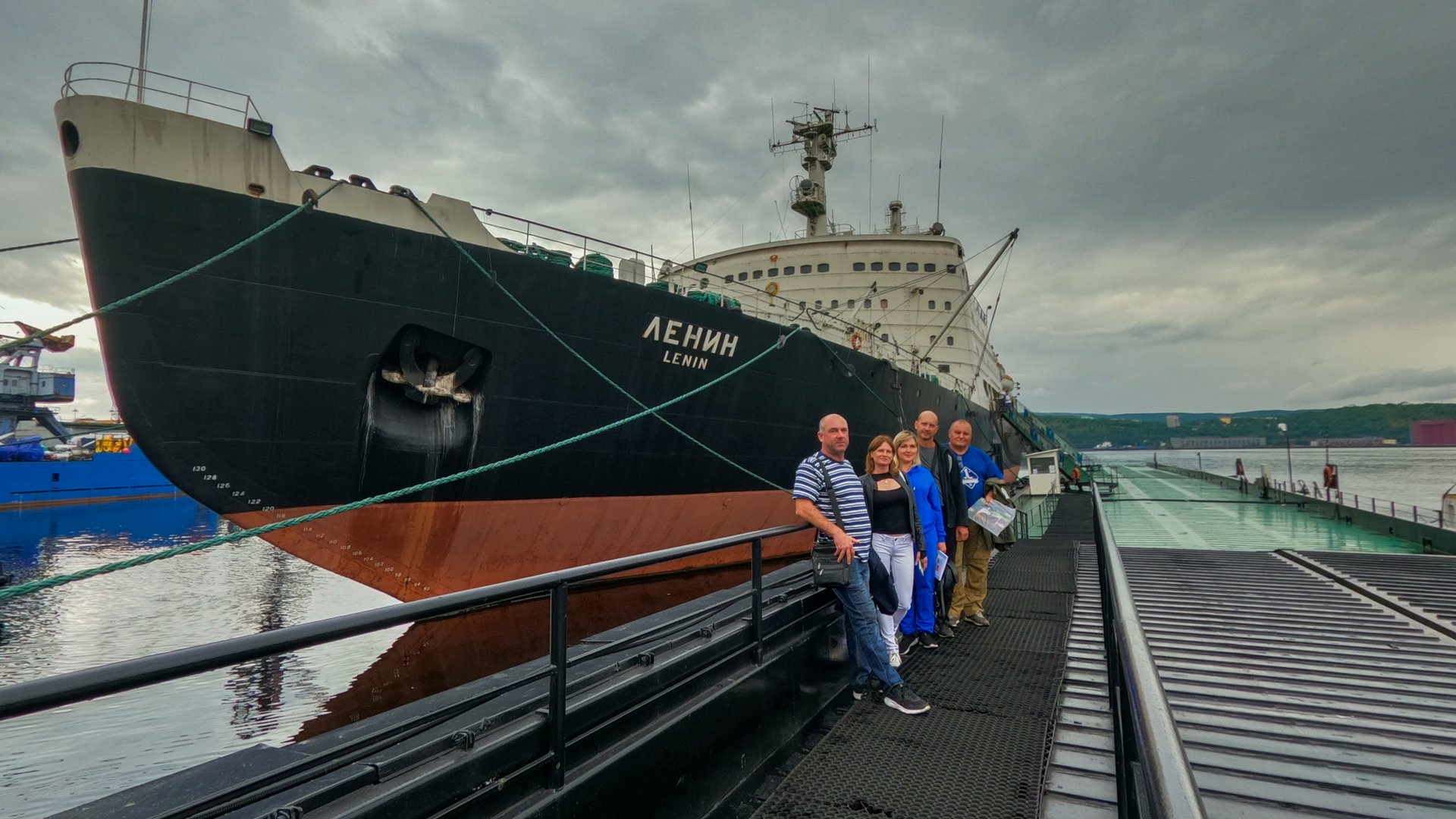 Экскурсия по атомному ледоколу Ленин смотреть онлайн