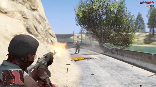 GTA 5 RDE 4.0.1 - Vinewood Sign Gang Shootout + Ten Star Escape смотреть онлайн