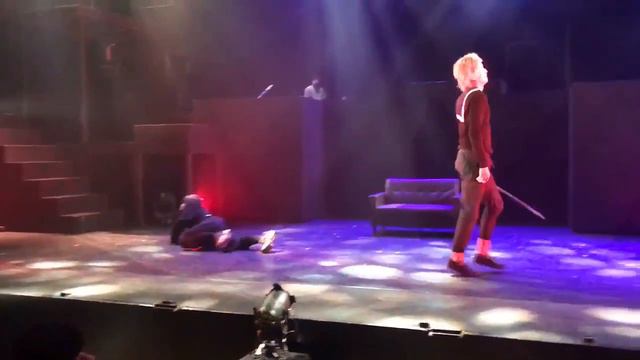 KAMI NO KIBA - JINGA Masahiro Inoue Practices Before Begining To Play On Stage With Other Character