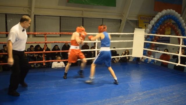 Турнир по боксу памяти Вячеслава Старчука в Тобольске смотреть онлайн