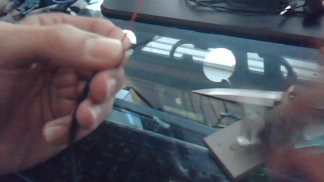 how to charge a camera or cell phone battery without a charger. смотреть онлайн