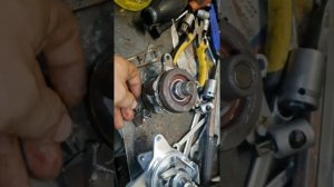 Замена помпы, FORD C MAX, 1.8