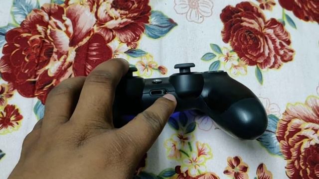 PlayStation 4 controller - buttons and features explained смотреть онлайн
