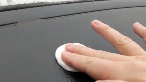 Как убрать двухсторонний скотч с пластика автомобиля