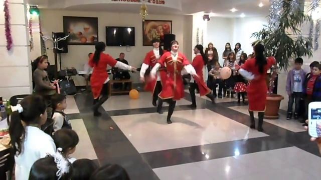 Лезгинка 2013 Новый год(050-622-96-83) смотреть онлайн
