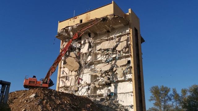 снос демонтаж здания смотреть онлайн