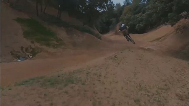 MIX | Downhill & Freeride Mountain Biking (MTB) 2021 4K #43 смотреть онлайн