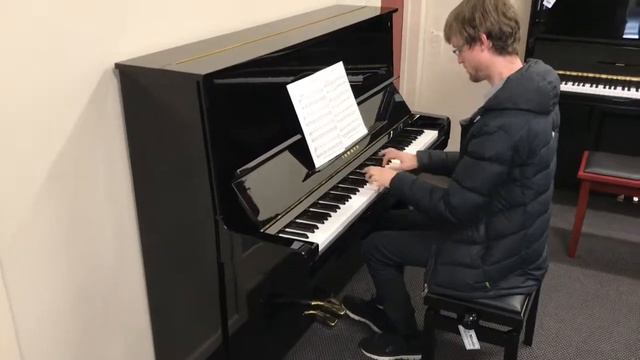 Yamaha U2 Upright Piano смотреть онлайн