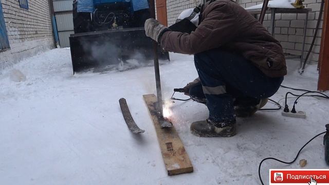 Трактор т 40 оторвало шпильку от сцепления смотреть онлайн