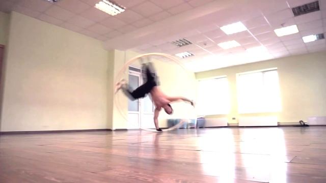 Белялов Александр - Cyr Wheel (Колесо Сира) смотреть онлайн