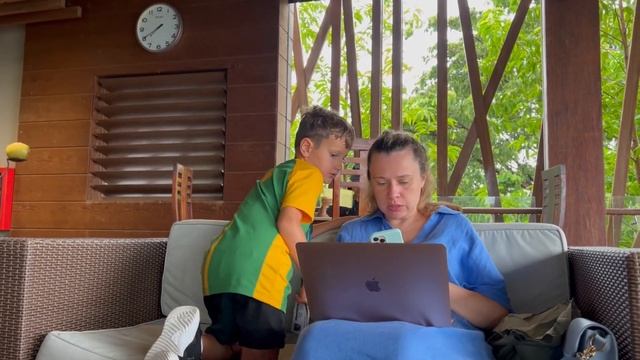 #VLOG Жизнь на #Бали | #Школа AIS | #Starbucks на БАЛИ смотреть онлайн