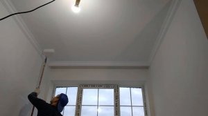 Как покрасить валиком потолок!?